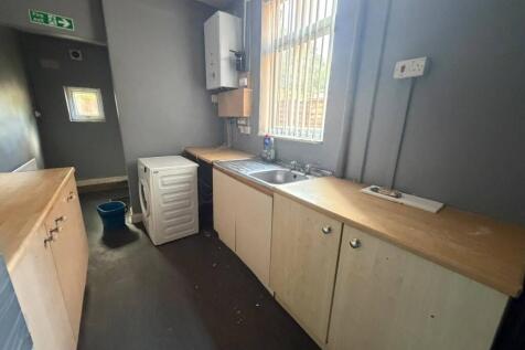 Blythswood Road, BIRMINGHAM, B11 2BX photo 4