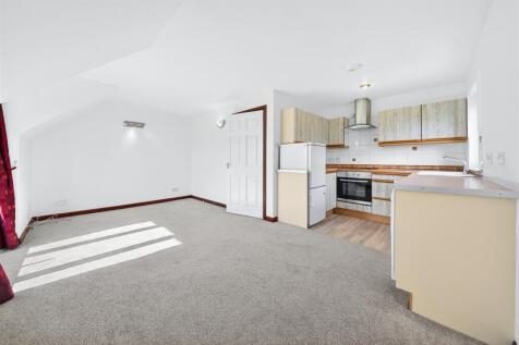 lounge kitchen diner.jpg