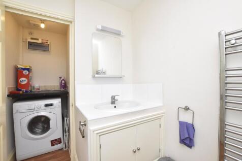 Bathroom/Utility