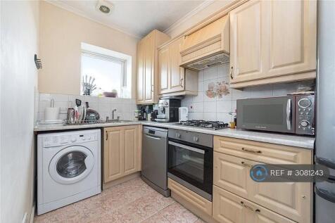 York House, London, E16 photo 3