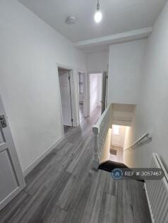 Lyndhurst Road, London, N22 photo 3