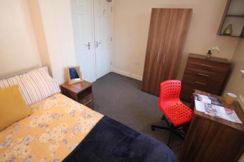 RM 5 Bedroom