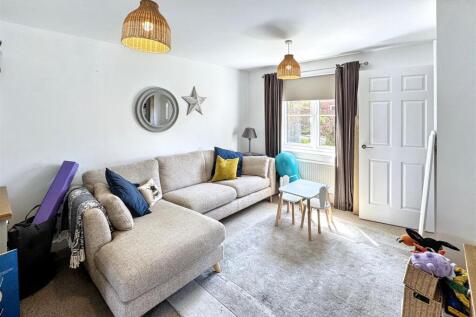 Pankhurst Close, Spalding photo 4
