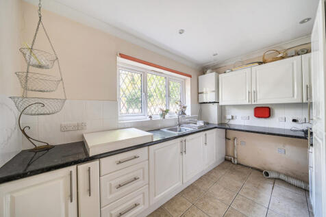 1349787-16-68baf3...