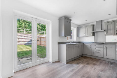 kitchen dining ro...