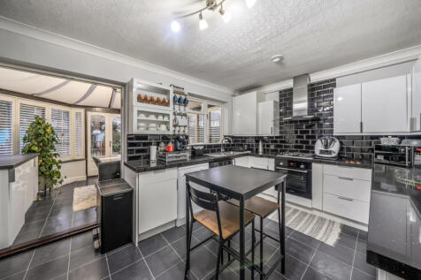 1395738-13-696912...