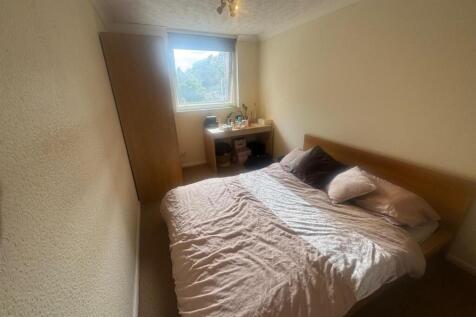 Storthwood Court, Sheffield photo 3