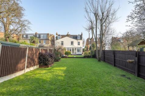 Handsworth Avenue, E4