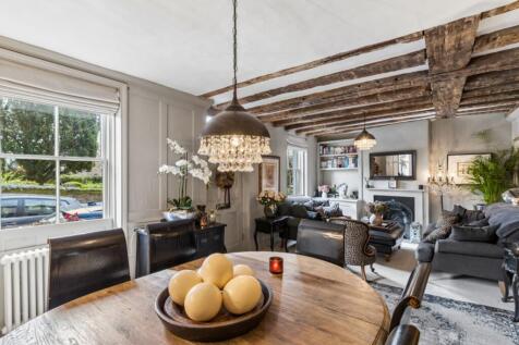 Dining/Sitting Room