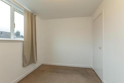 9 Millburn Place Selkirk 21.JPG