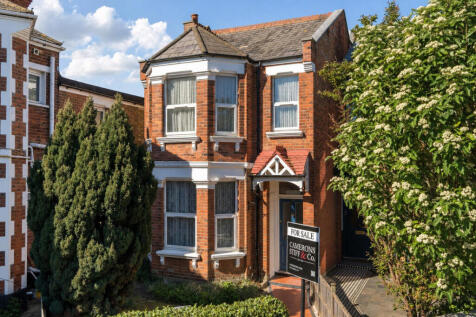 London, NW2 - property photo