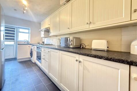 5 Camnethan Street Larkhall ML9 3NQ photo 4