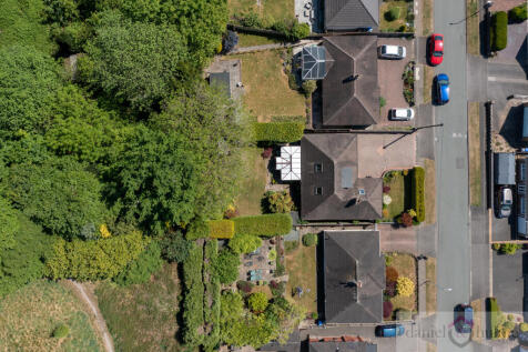 31 Campbell Avenue-82