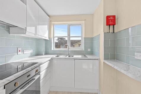 5 Alexandra Park Queen Alexandra Road, HP11 2HJ-8.