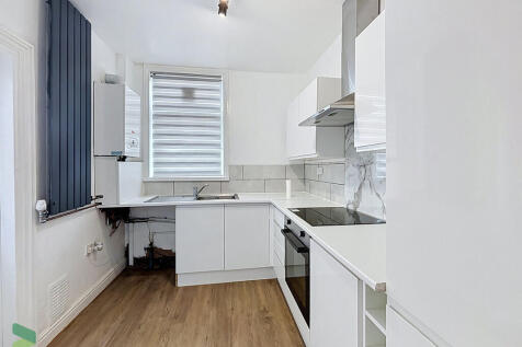 Lynwood Avenue, Darwen photo 5