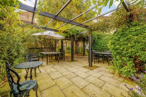 Flat 3 - Homecross House-9.jpg