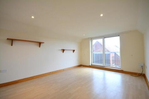 Corinthian Court, West Hill Road, Cowes, PO31 photo 5