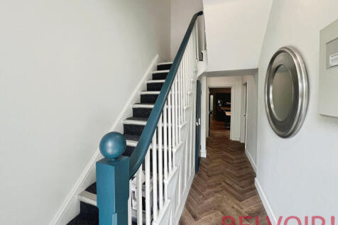 London Road, Newcastle-under-Lyme, ST5 photo 4
