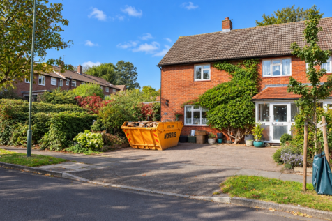 Sunny Suburban Home with Skip