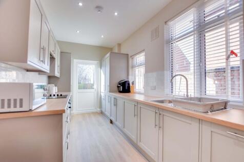Fitted Kitchen