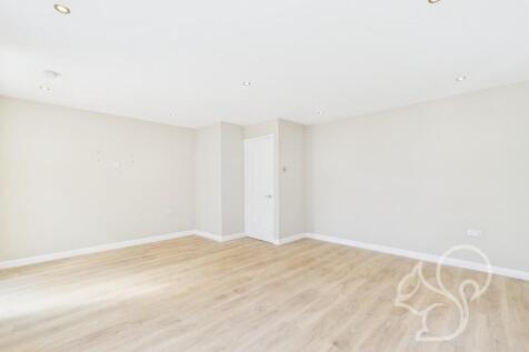 Woodside Close, Bury St. Edmunds photo 4