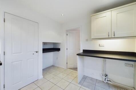 Mayfield Road, Bury St Edmunds, IP33 photo 3