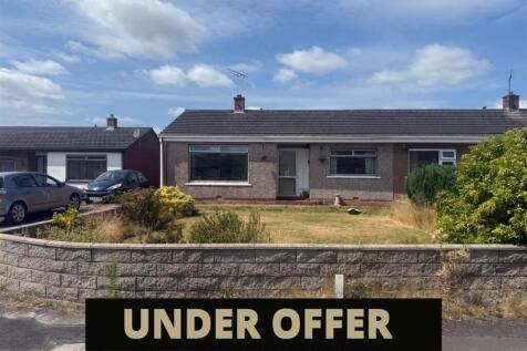 UNDER OFFER.jpg