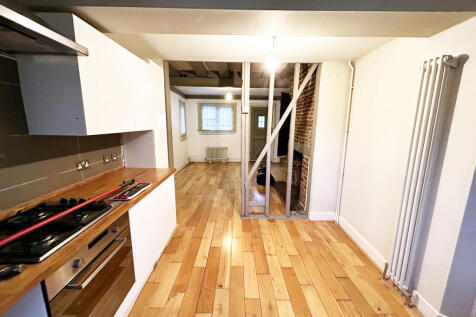 Kitchen T202512231257.jpg