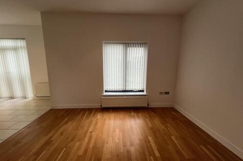 Muntjac Way, Witham St. Hughs photo 5