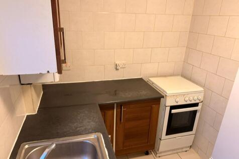Cann Hall Road, Leytonstone, Waltham Forest photo 5