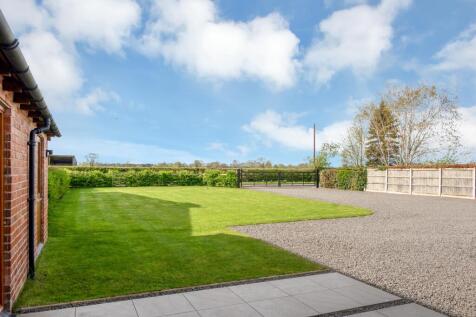 Driveway / Garden