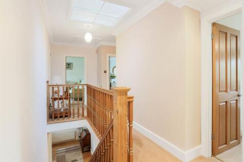 1548903635 - WESTCOTT WAY, SM2 - 39.jpg