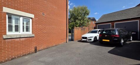 Driveway &amp; double garage.jpg