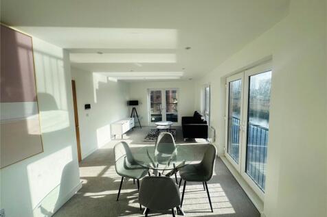 Lounge/Diner