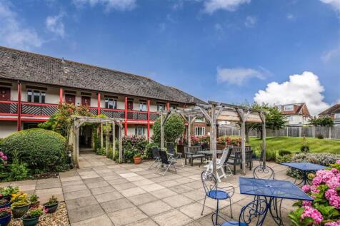 29 The Cloisters-18.jpg