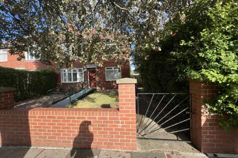2-bed flat on Granville Road, Gosforth, Newcastle upon Tyne, Tyne and Wear, NE3 5LB, £835/mo