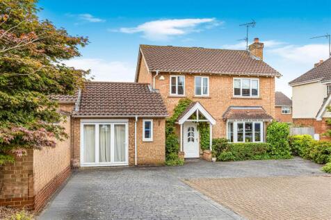 Hertford, SG13 - property photo