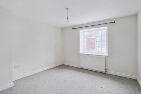 1 Crown Mews, South Street, Crewkerne, Somerset, TA18 8DB