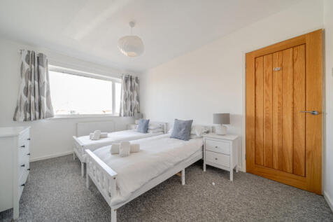 1358137-11-68d53f...