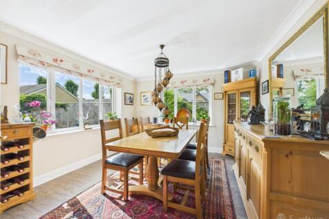 Dining Room- Mark Stephens EweMove Newmarket and S