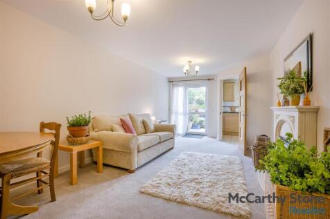 8691332-interior01.jpg