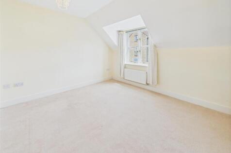 CAM03789G0-PR0072-ST