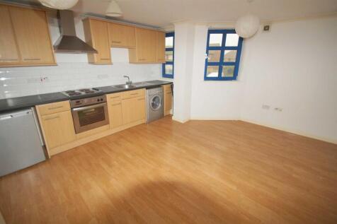 1-bed flat on Clock Tower Lofts, Leeds, £695/mo