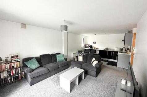 Open Plan Lounge Kitchen