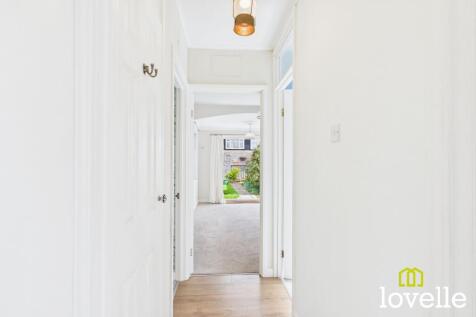 Cottingham, HU16 - property photo