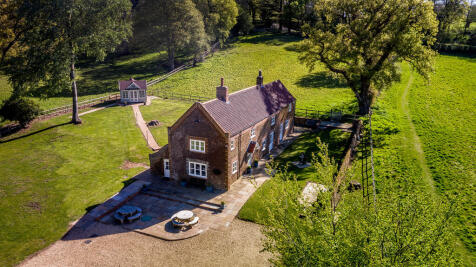 027_brickley_dron...