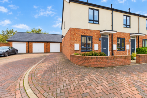 2-bed terraced on Gala Close, Cheltenham, Glos, GL50 , £1,250/mo