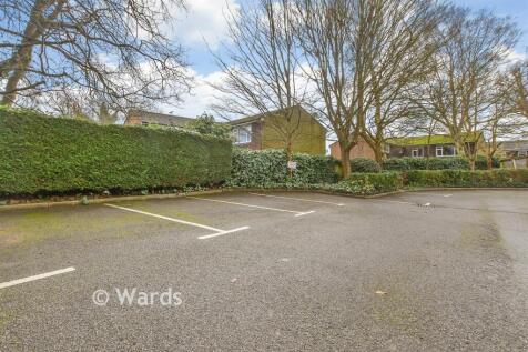 Driveway/Parking