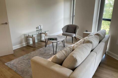 PHOTO-2025-08-07-14-31-09 11.jpg