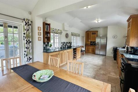 667ff613--4A09-A801-79B15BF9B676-66306-00001570EF4